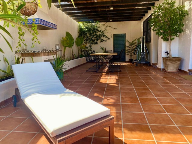 6 Schlafzimmer Villa in Nueva Andalucía