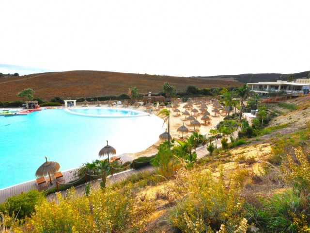 Kattohuoneisto Casares Playa