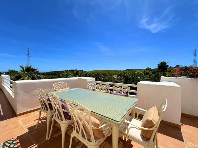 Kattohuoneisto Casares Playa