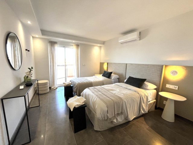 4 Bedrooms Apartment in Torreblanca