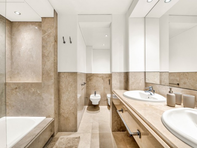 3 Sovrums Lägenhet i Los Monteros