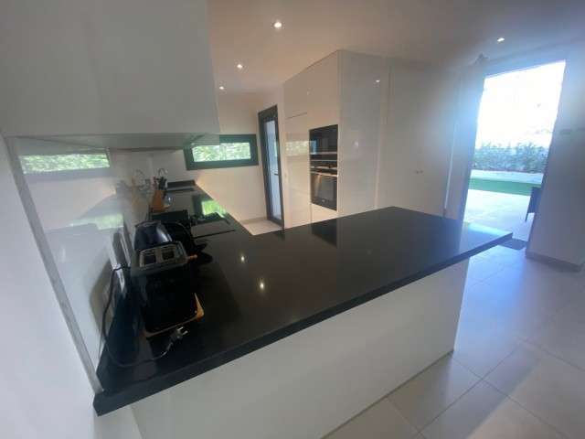 3 Schlafzimmer Reihenhaus in Estepona