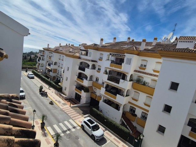 Apartment, Nagüeles, R5309131