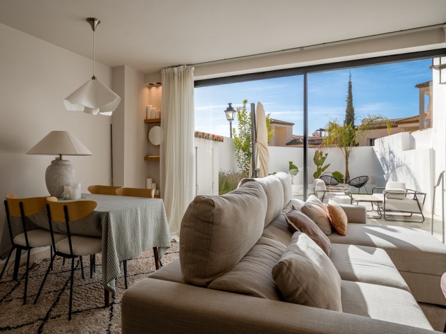 2 Slaapkamer Rijtjeshuis in Nueva Andalucía