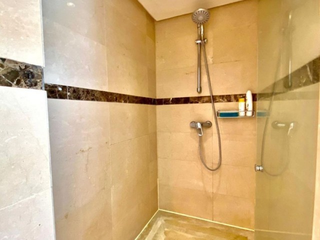 2 Schlafzimmer Apartment in Puerto Banús