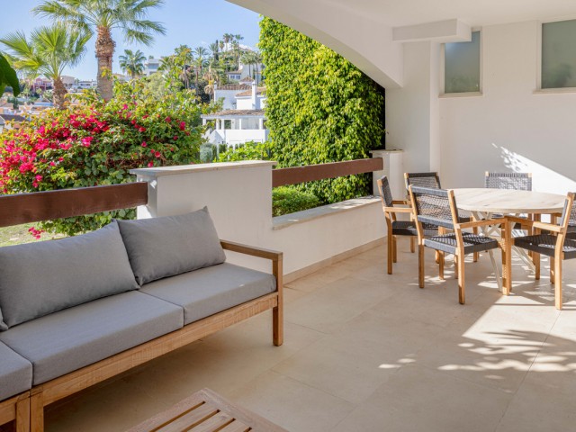 2 Schlafzimmer Apartment in Nueva Andalucía