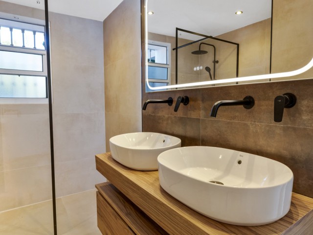 3 Schlafzimmer Apartment in Nueva Andalucía