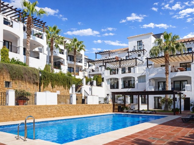 Apartment, Altos de los Monteros, R5319475