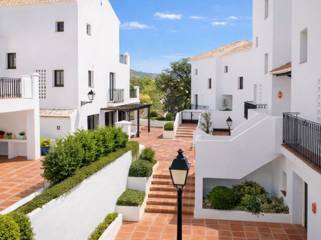 Apartment, Altos de los Monteros, R5319475
