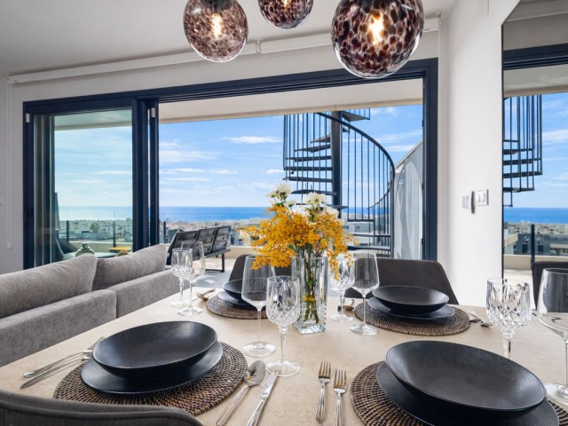 Penthouse avec 2 Chambres  à Selwo