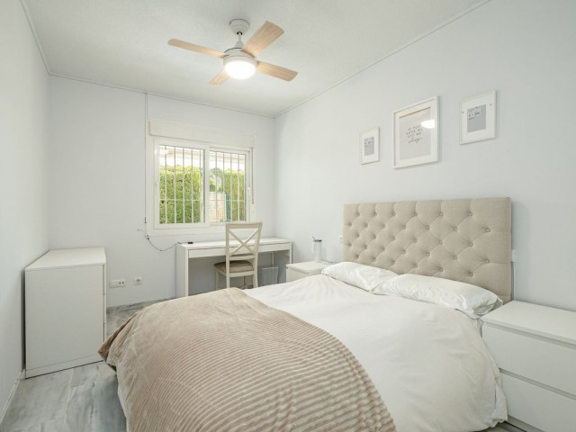 Appartement avec 3 Chambres  à Nueva Andalucía