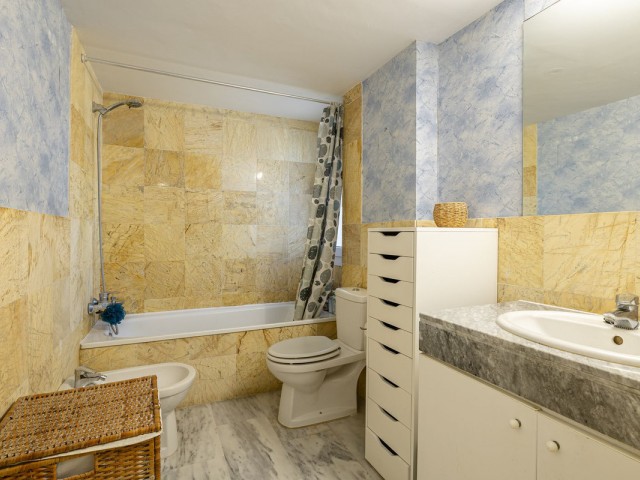 Appartement avec 3 Chambres  à Nueva Andalucía