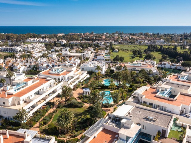 Appartement avec 3 Chambres  à Nueva Andalucía