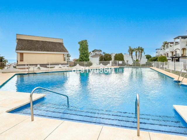 Reihenhaus, Costabella, R5320072