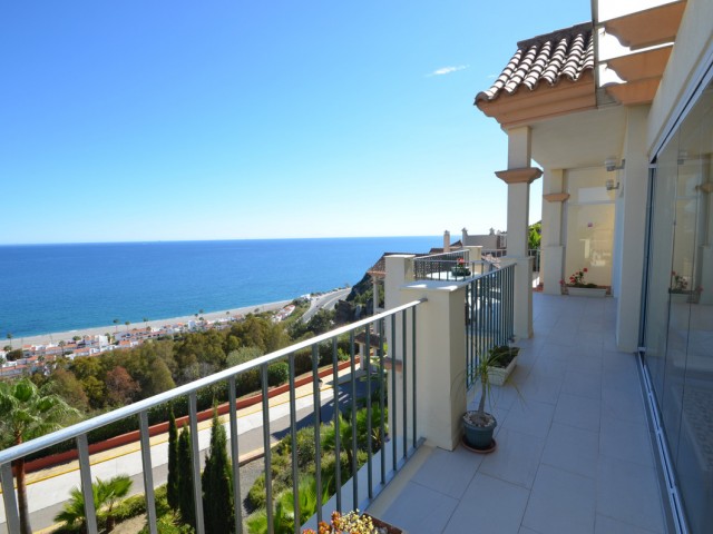 Penthouse in La Duquesa