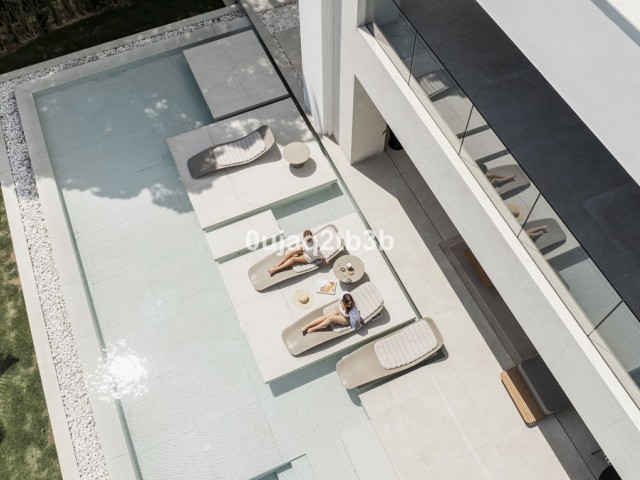 4 Bedrooms Villa in Nagüeles