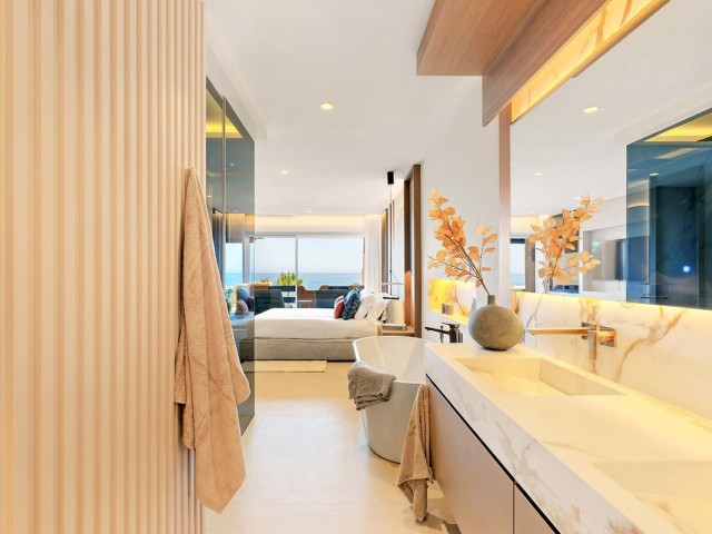 4 Bedrooms Apartment in New Golden Mile