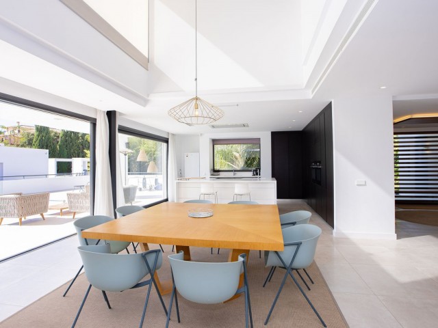 6 Makuuhuoneen Huvila Marbella