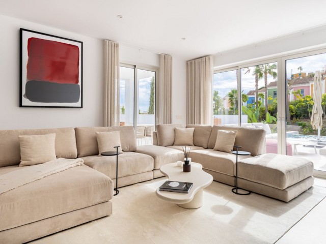 4 Makuuhuoneen Huvila Casares Playa