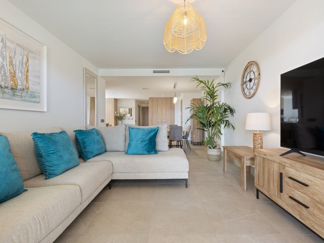 Apartamento con 3 Dormitorios  en Casares Playa