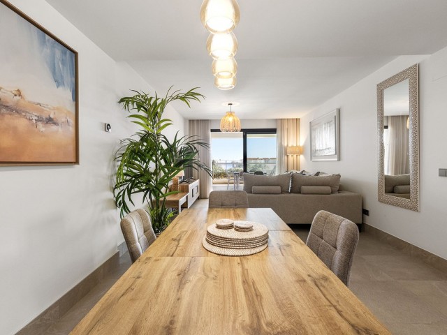 Apartamento con 3 Dormitorios  en Casares Playa