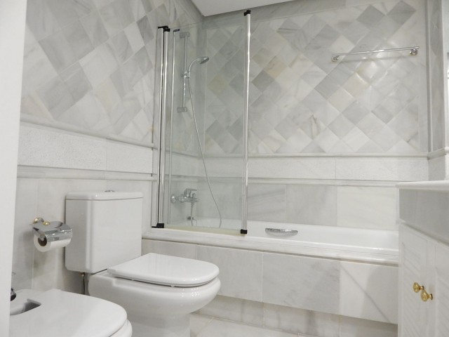 2 Schlafzimmer Apartment in Marbella