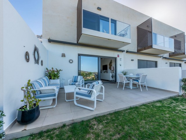 3 Makuuhuoneen Rivitalo Manilva