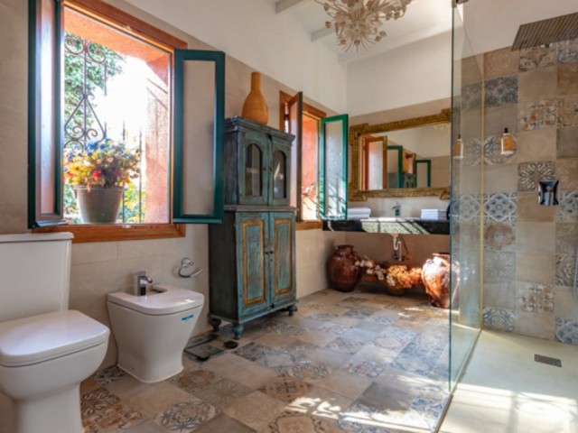 6 Schlafzimmer Villa in Torremolinos