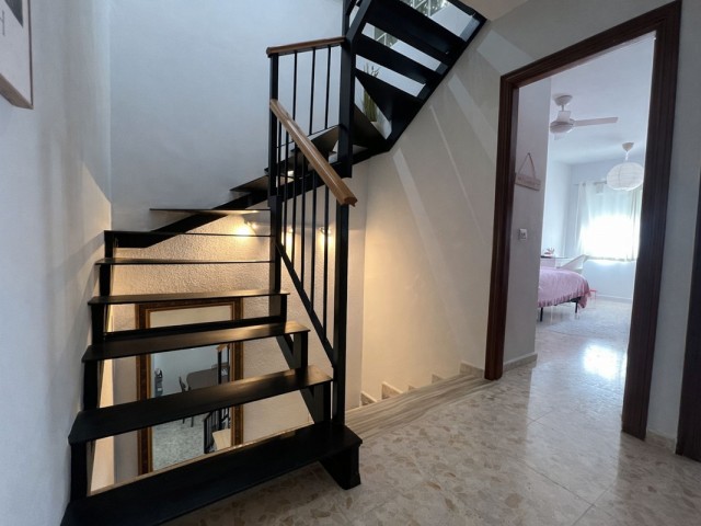 Maison mitoyenne avec 3 Chambres  à Arroyo de la Miel