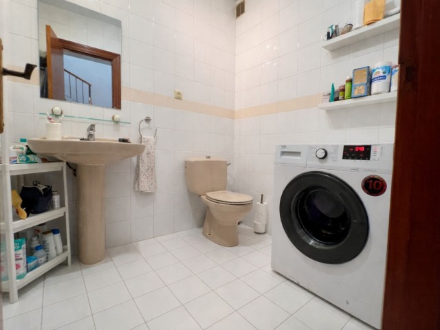 Maison mitoyenne avec 3 Chambres  à Arroyo de la Miel