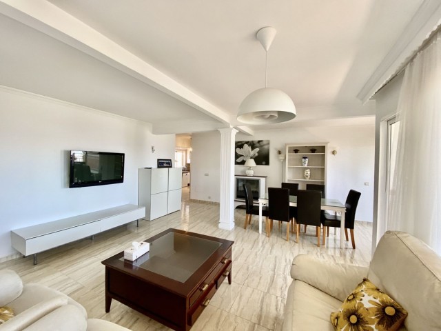 Appartement avec 4 Chambres  à Benalmadena Costa