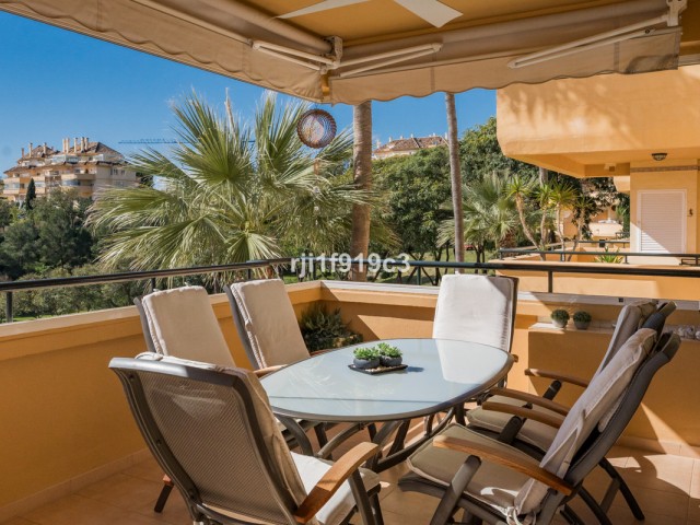 3 Schlafzimmer Apartment in Elviria