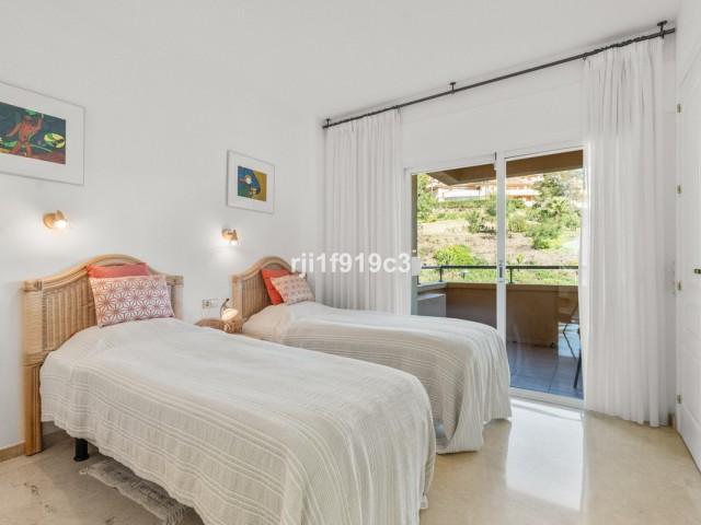 Appartement avec 3 Chambres  à Elviria
