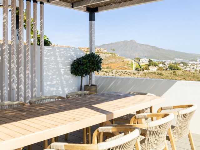 Penthouse avec 3 Chambres  à El Paraiso
