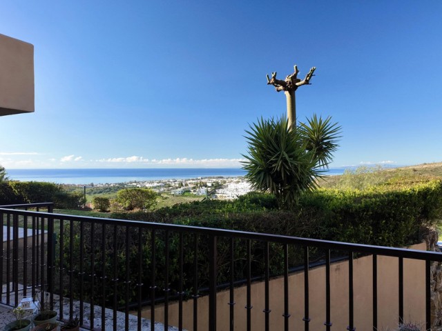 4 Bedrooms Apartment in Benahavís