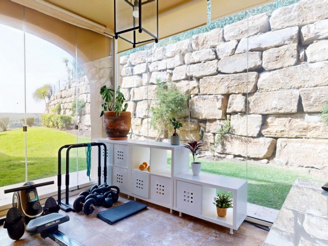 4 Bedrooms Apartment in Benahavís