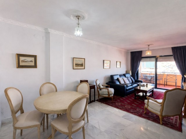 Appartement avec 3 Chambres  à Marbella