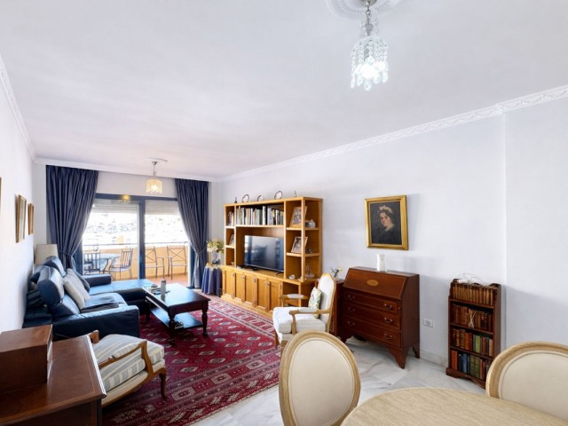 Appartement avec 3 Chambres  à Marbella