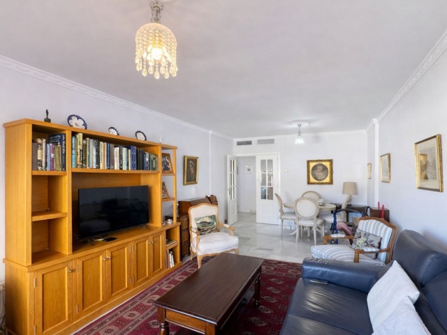 Appartement avec 3 Chambres  à Marbella