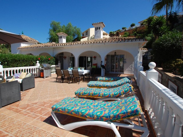 5 Makuuhuoneen Huvila Campo Mijas