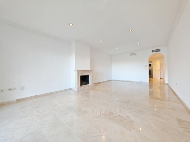 2 Makuuhuoneen Huoneisto Elviria