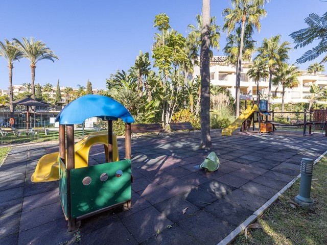 5 Schlafzimmer Apartment in Bahía de Marbella