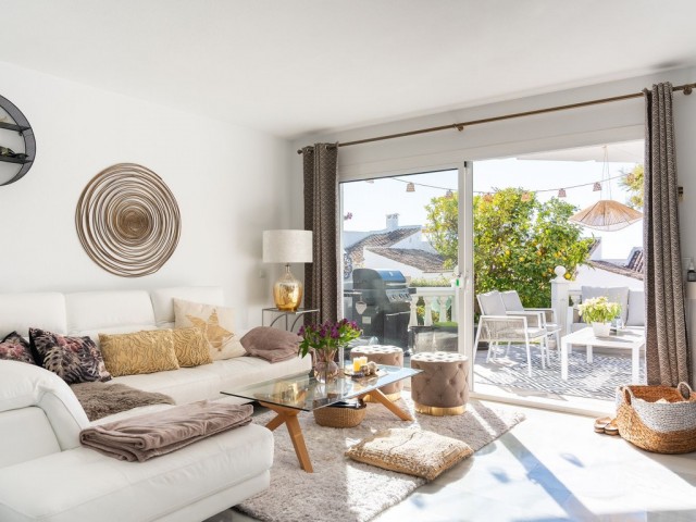 3 Bedrooms Townhouse in Calahonda