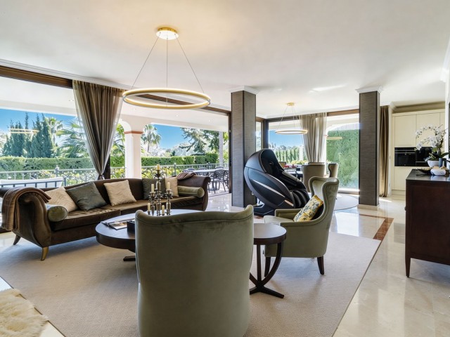 5 Schlafzimmer Villa in Estepona