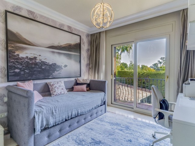 5 Schlafzimmer Villa in Estepona
