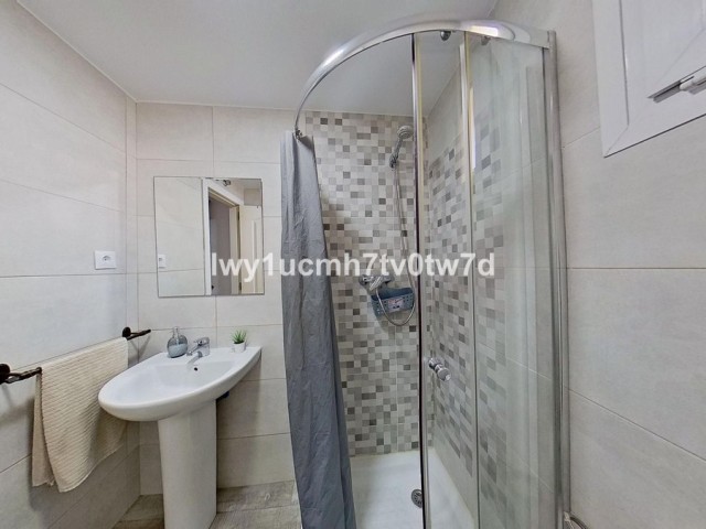 2 Slaapkamer Appartement in Torrequebrada
