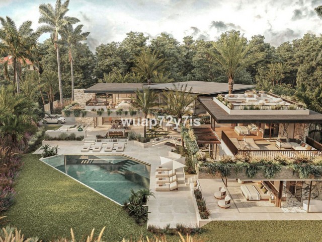  Plot in Guadalmina Baja