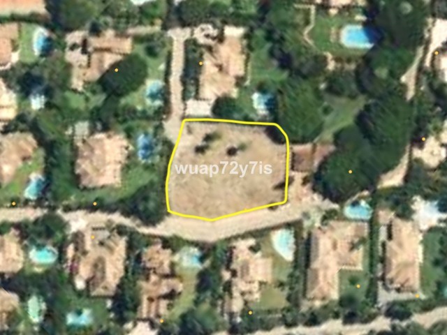  Terreno en Guadalmina Baja