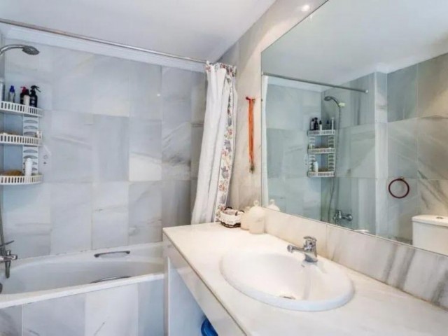 4 Schlafzimmer Apartment in Marbella