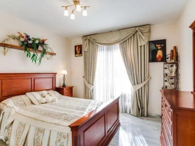 4 Schlafzimmer Apartment in Marbella